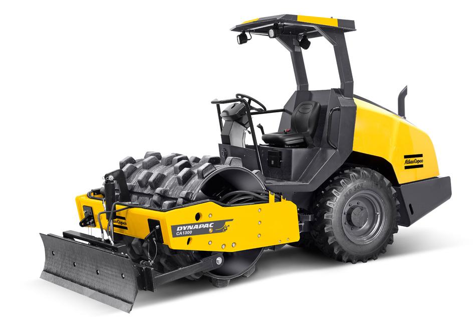 Dynapac CA1300PD w. blade