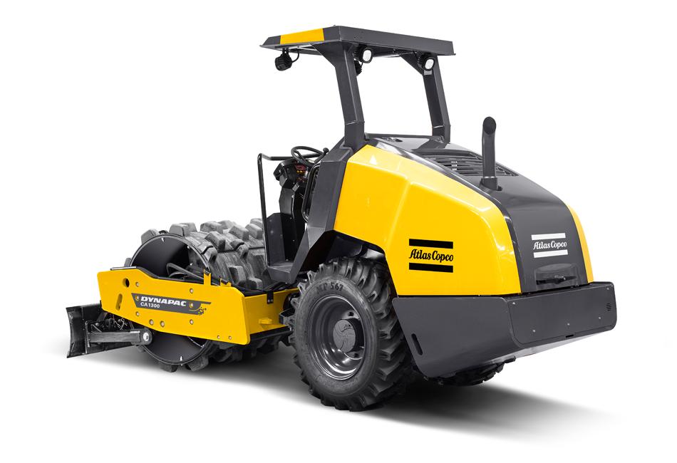 Dynapac CA1300PD w. blade